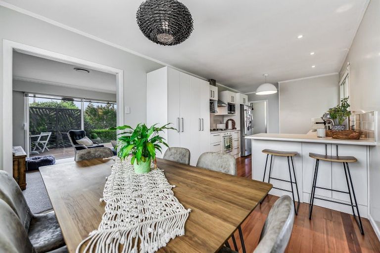 Photo of property in 8 Springfield Crescent, Enderley, Hamilton, 3214