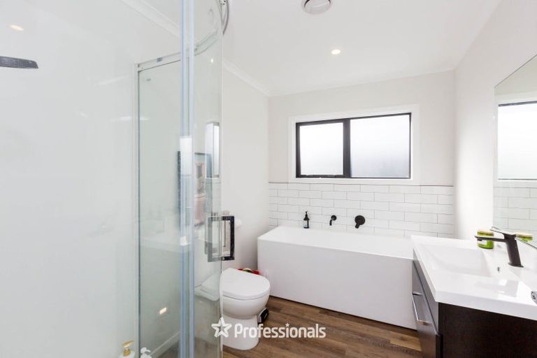 Photo of property in 18 Castletown Street, Wallaceville, Upper Hutt, 5018