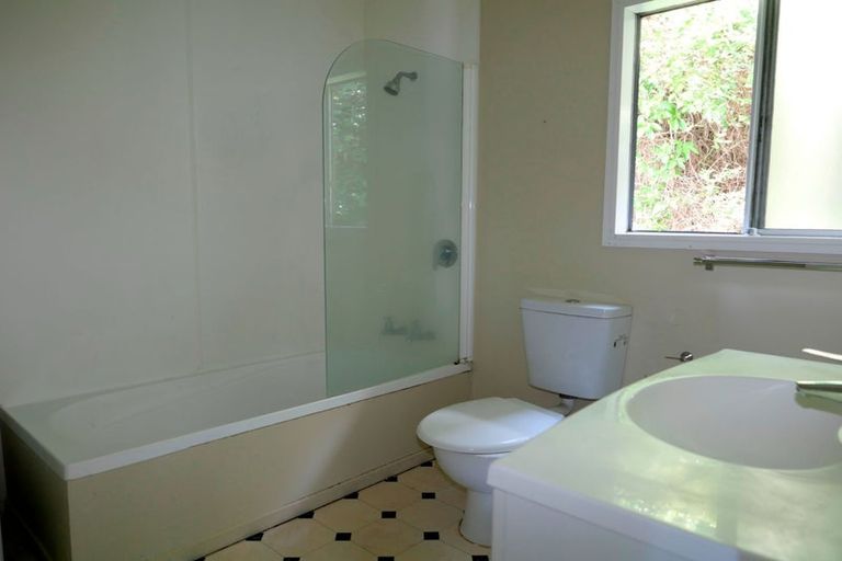 Photo of property in 86 Mitchell Street, Brooklyn, Wellington, 6021