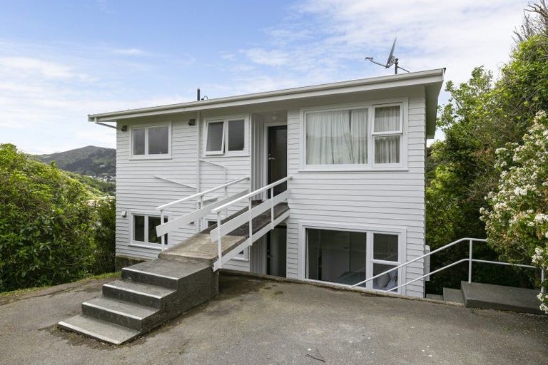 Photo of property in 2/77 Collier Avenue, Karori, Wellington, 6012