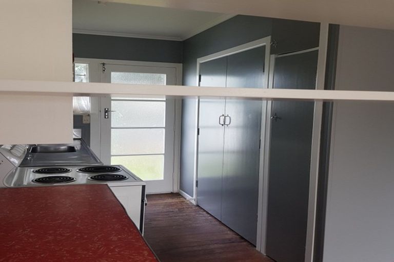 Photo of property in 6 View Road, Papakura, 2110