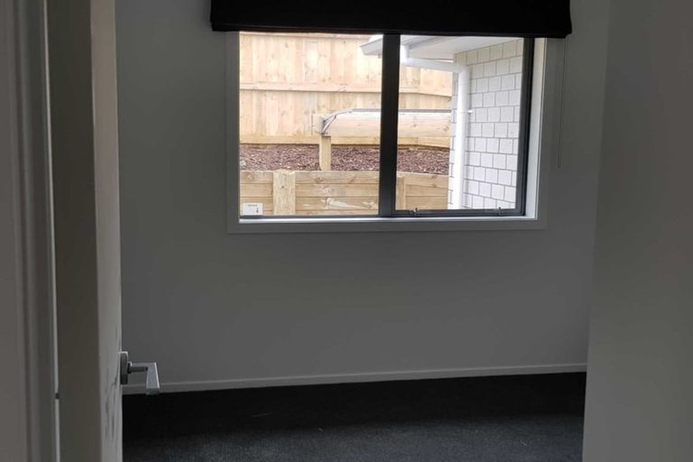 Photo of property in 1 Antrim Glade, Welcome Bay, Tauranga, 3175