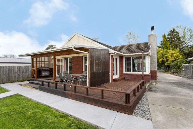 Photo of property in 23 Lochee Road, Upper Riccarton, Christchurch, 8041