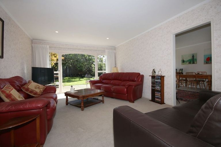 Photo of property in 30 Cruickshank Crescent, Rosedale, Invercargill, 9810