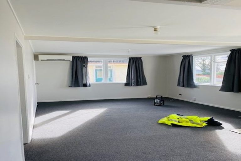 Photo of property in 42 Hansons Lane, Upper Riccarton, Christchurch, 8041