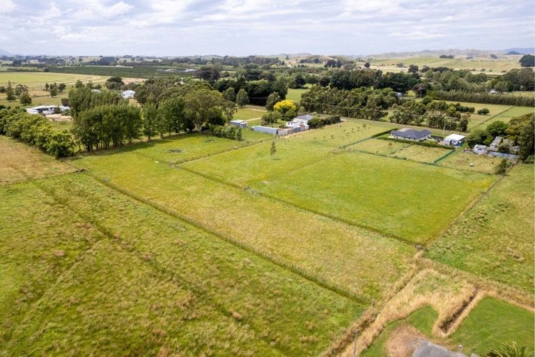 Photo of property in 21 Bevan Street, Woodville, 4920