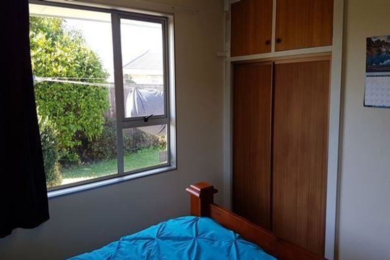 Photo of property in 2/336 Wairakei Road, Burnside, Christchurch, 8053
