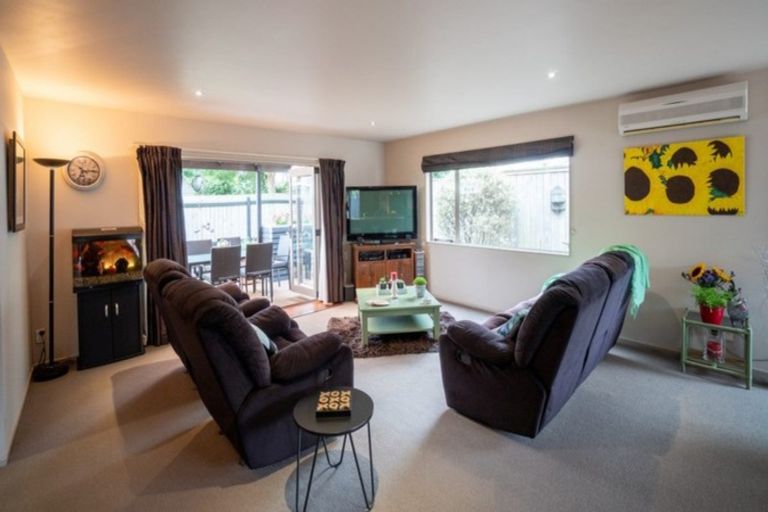 Photo of property in 30 Knowles Street, Terrace End, Palmerston North, 4410
