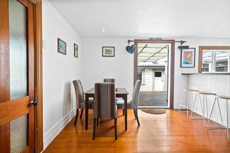 Photo of property in 6 Shortland Street, Regent, Whangarei, 0112