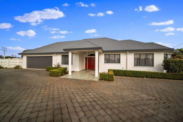 Photo of property in 45 Camberwell Road, Hawera, 4610