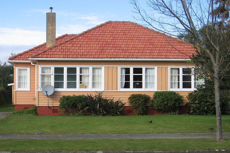 Photo of property in 74 Manson Street, Terrace End, Palmerston North, 4410