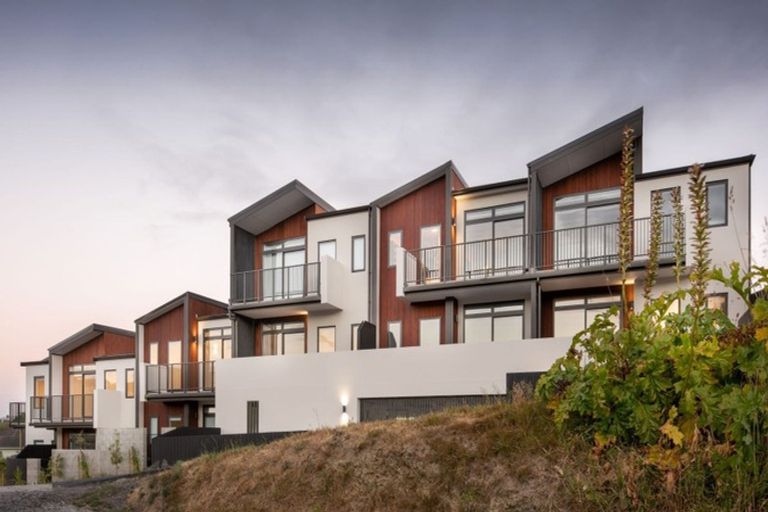 Photo of property in 12/2 Hindmarsh Street, Johnsonville, Wellington, 6037