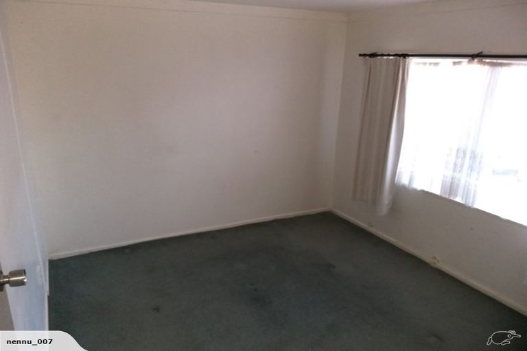 Photo of property in 108a Royal Road, Massey, Auckland, 0614