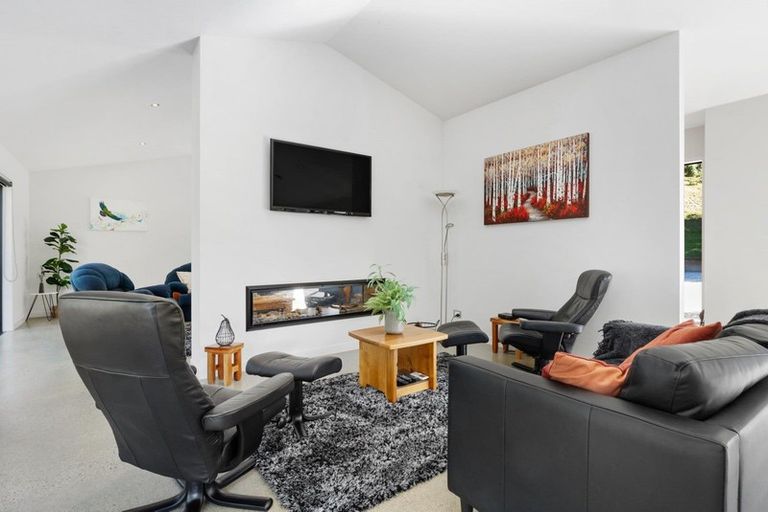 Photo of property in 6 Crawford Place, Lake Hayes, Queenstown, 9304