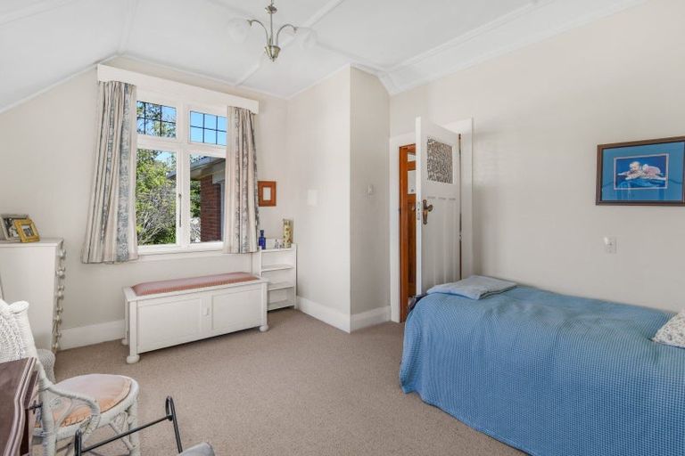 Photo of property in 24 Sandringham Street, Saint Clair, Dunedin, 9012