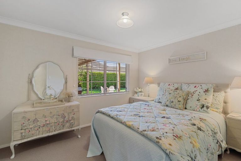 Photo of property in 33 Harrowfield Drive, Harrowfield, Hamilton, 3210