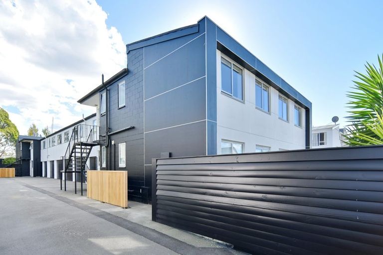 Photo of property in 1/27 Brockworth Place, Riccarton, Christchurch, 8011