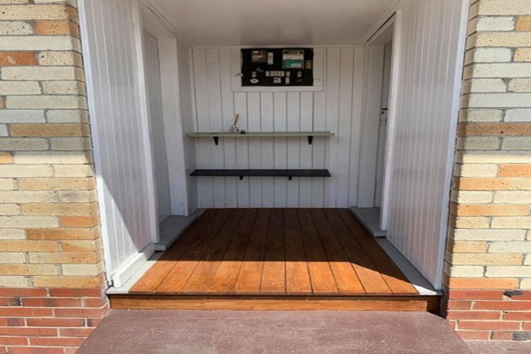 Photo of property in 14 Fraser Road, Papatoetoe, Auckland, 2025