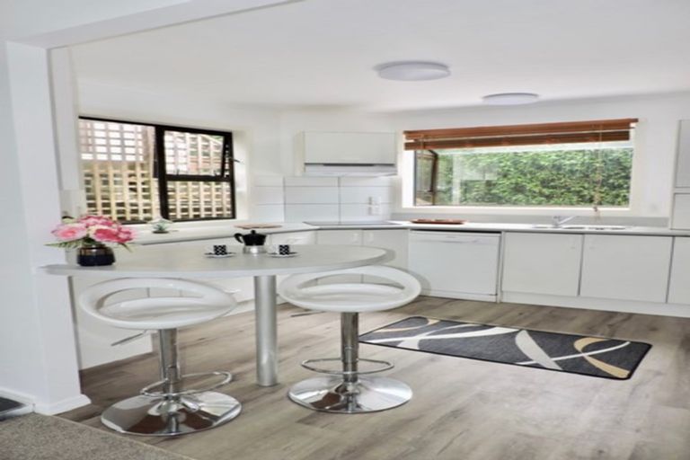 Photo of property in 13 Chester Road, Tawa, Wellington, 5028