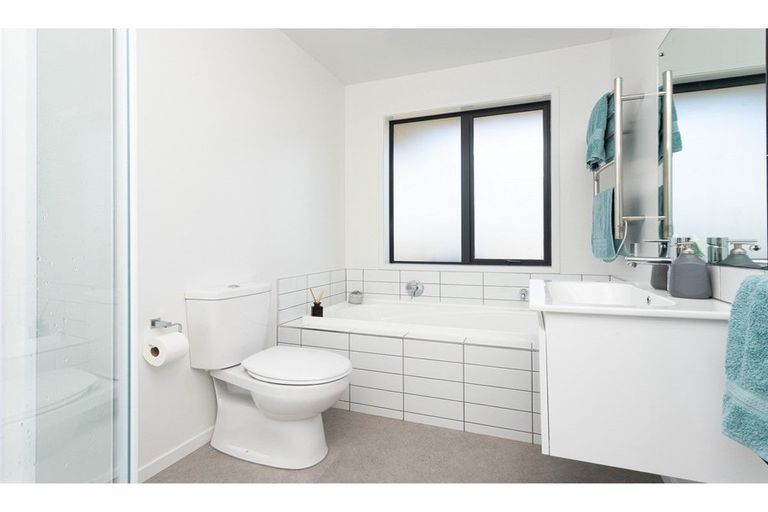 Photo of property in 8 Musket Lane, Broomfield, Christchurch, 8042