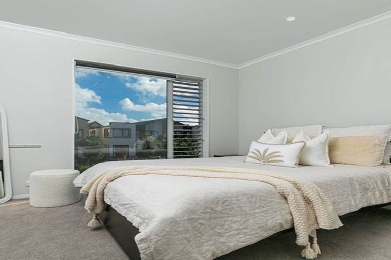 Photo of property in 47 Glidepath Road, Hobsonville, Auckland, 0616