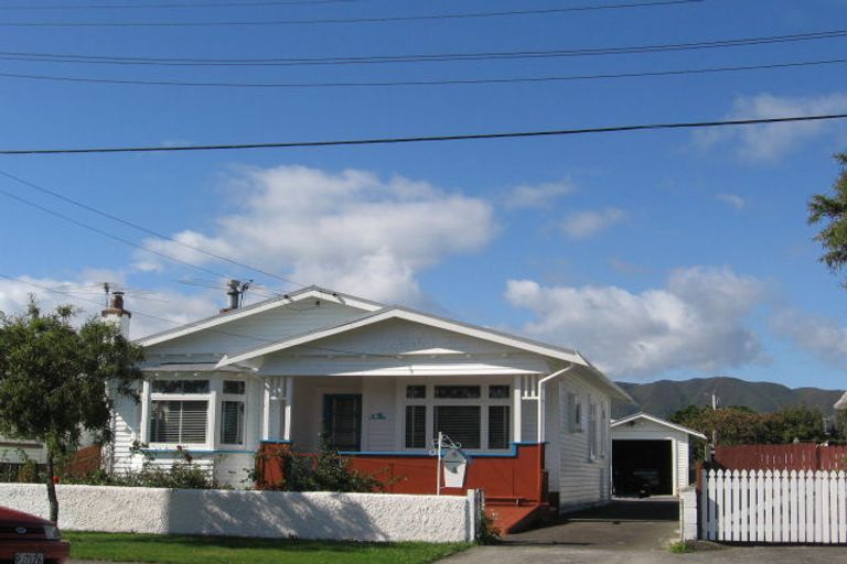 Photo of property in 4 Byron Street, Petone, Lower Hutt, 5012