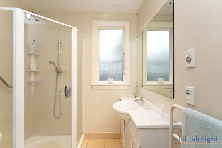 Photo of property in 17 Euston Street, Riccarton, Christchurch, 8041