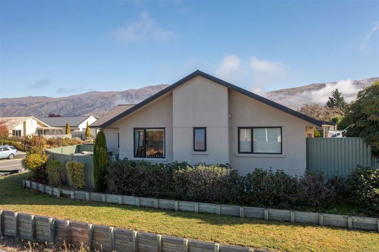 Photo of property in 15a Waenga Drive, Cromwell, 9310