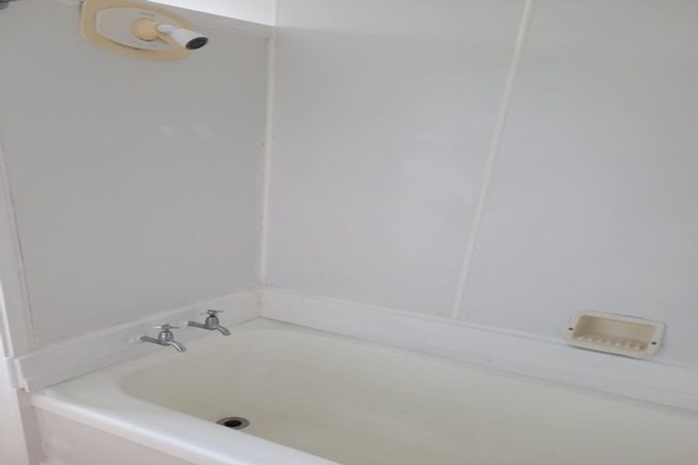 Photo of property in 1/46 Butterworth Drive, Glendene, Auckland, 0602