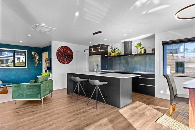 Photo of property in 9 Ada Close, Cambridge, 3434