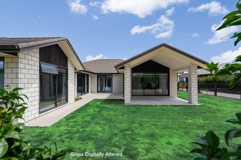 Photo of property in 9 Richards Street, Cambridge, 3434