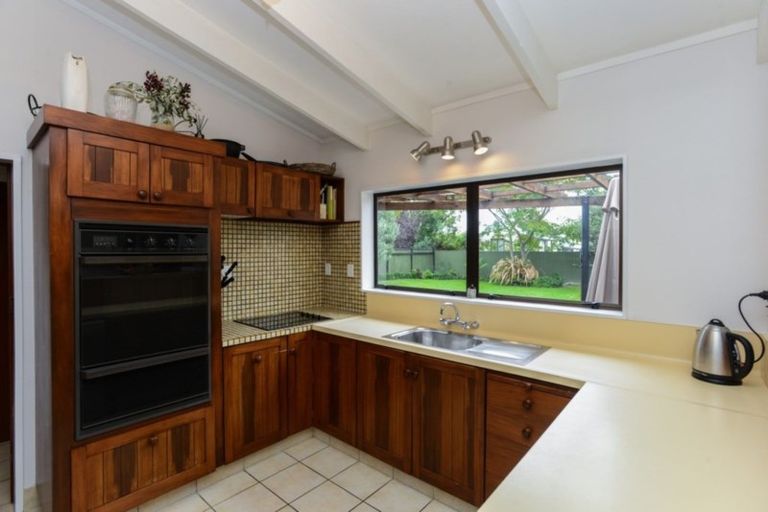 Photo of property in 8 Palmer Place, Parkvale, Hastings, 4122