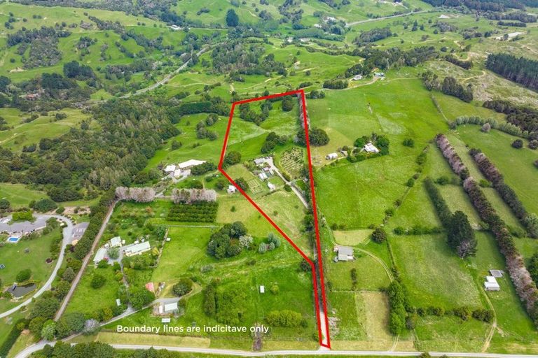 Photo of property in 63 Woodward Road, Maungatapere, Whangarei, 0179