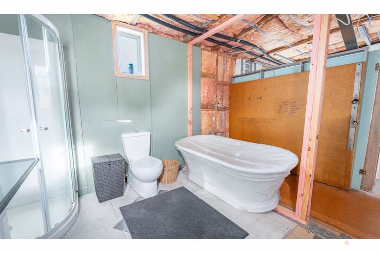 Photo of property in 25 Coronation Street, Waimate, 7924