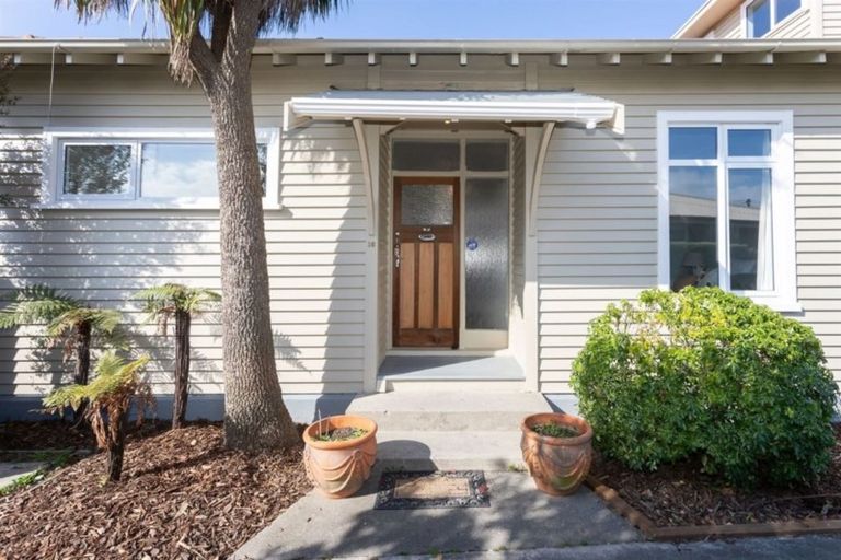 Photo of property in 16 Winton Street, St Albans, Christchurch, 8014