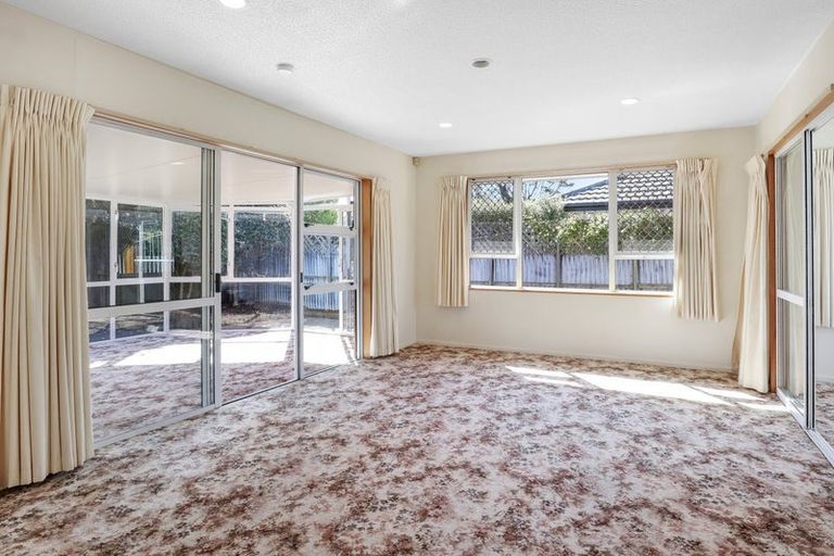 Photo of property in 1/61a Strathfield Avenue, Dallington, Christchurch, 8061