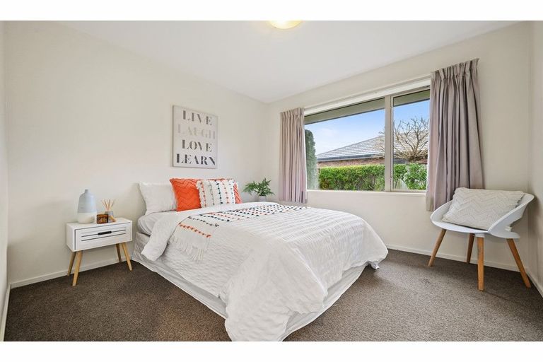 Photo of property in 52 Tahuna Street, Pegasus, 7612