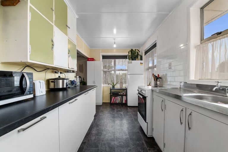 Photo of property in 6 Leslie Avenue, Western Heights, Rotorua, 3015