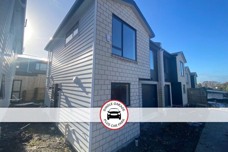 Photo of property in 65a Tiroroa Avenue, Te Atatu South, Auckland, 0610