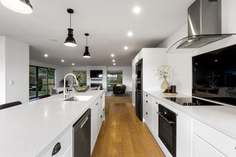 Photo of property in 6 Oxfordshire Avenue, Lower Shotover, Queenstown, 9304