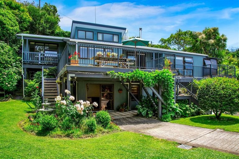 Photo of property in 37 Whakapaki Street, Urenui, 4375