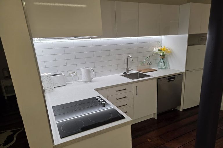 Photo of property in Hannahs Warehouse Apartments, 22/13 Leeds Street, Te Aro, Wellington, 6011