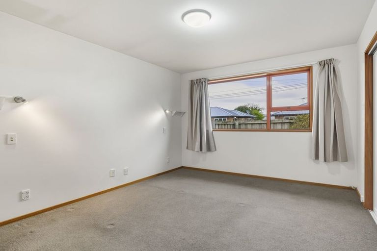 Photo of property in 77 Bay View Road, South Dunedin, Dunedin, 9012