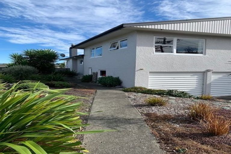 Photo of property in 27 Devon Street, Stoke, Nelson, 7011