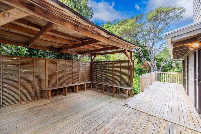 Photo of property in 2/104 Ocean View Road, Northcote, Auckland, 0627