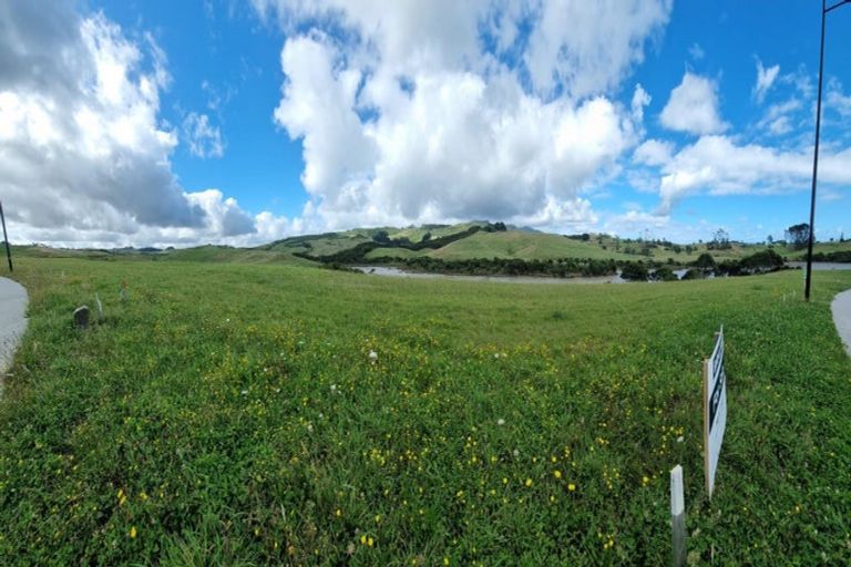 Photo of property in 76 Omahina Street, Raglan, 3225