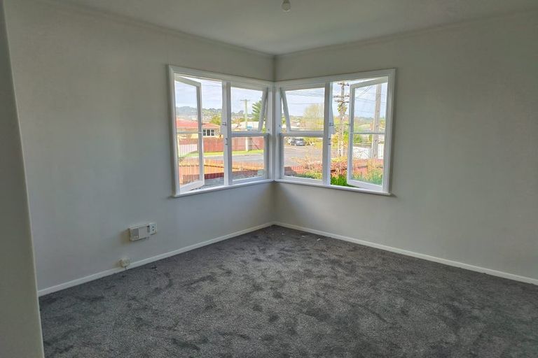Photo of property in 3 Valentine Street, Papakura, 2110