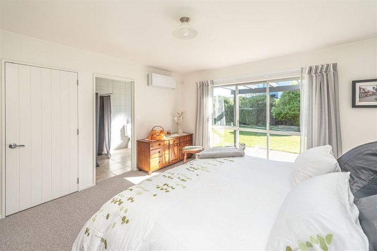 Photo of property in 12 Cotswolds Close, Otamatea, Whanganui, 4500