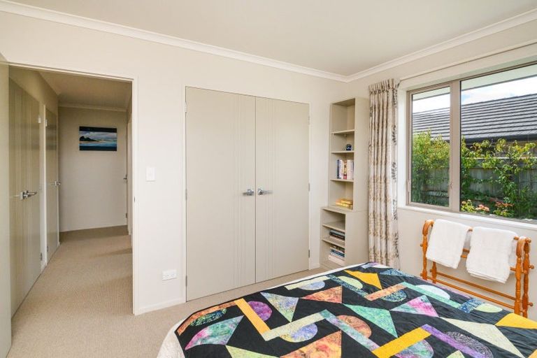 Photo of property in 21 Shelton Place, Feilding, 4702