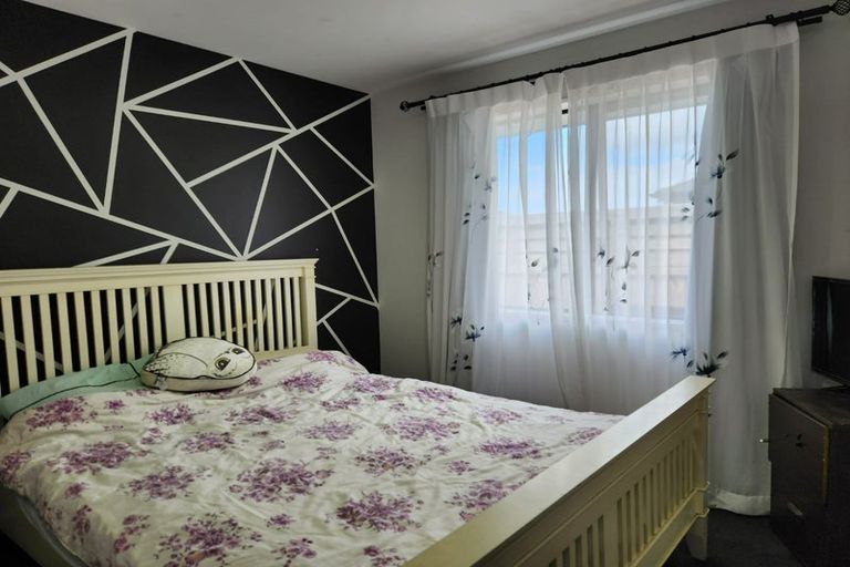 Photo of property in 1 Bryden Place, Halswell, Christchurch, 8025